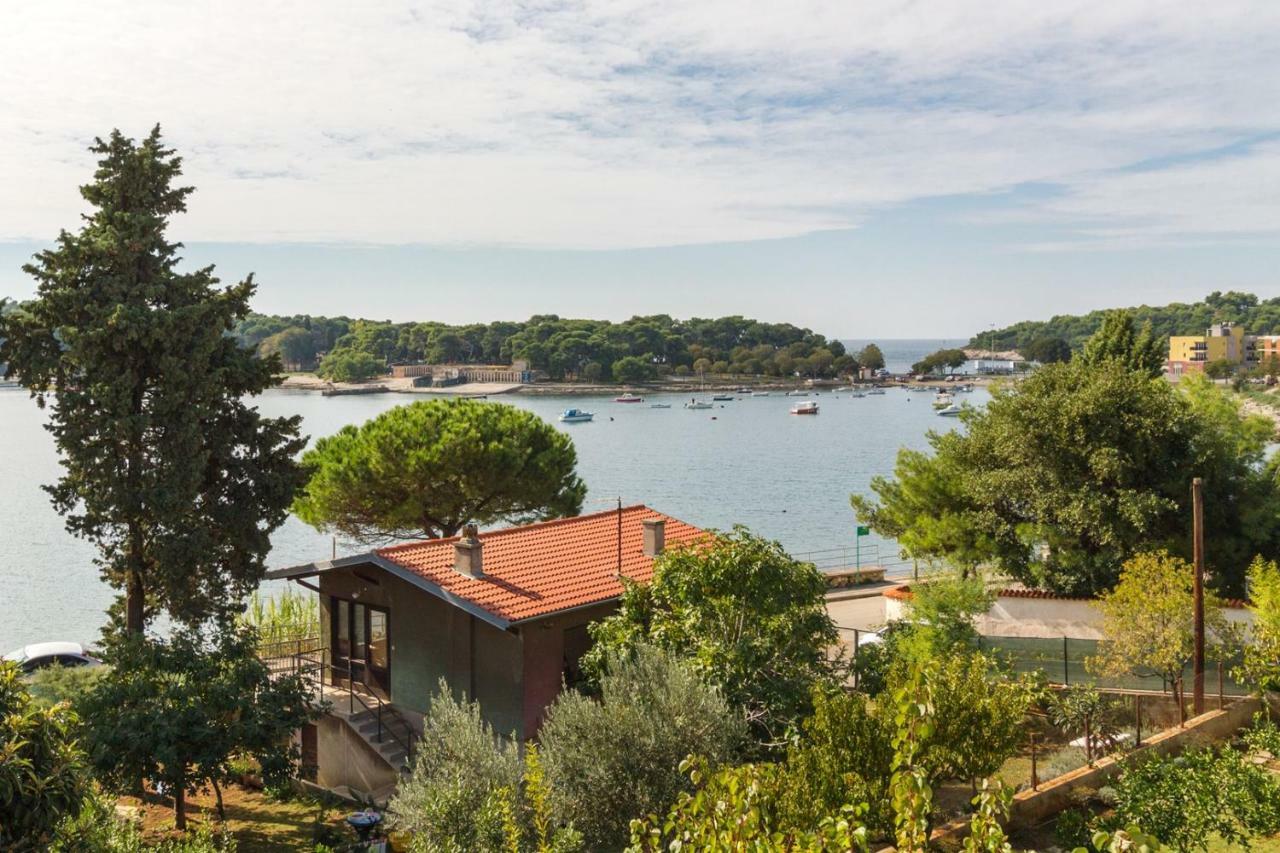 Apartments Tonka Near Beach And Sea Pula Buitenkant foto